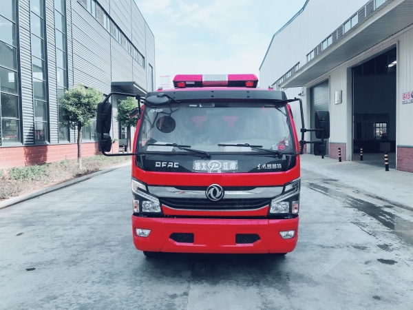 国六东风5吨消防车